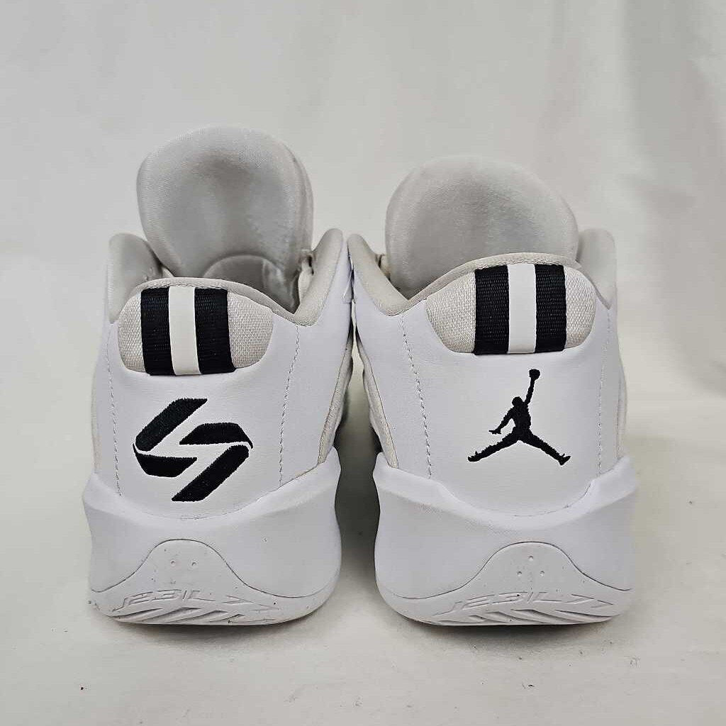 Nike Jordan Luka 3 Basketball Shoes, Size 8