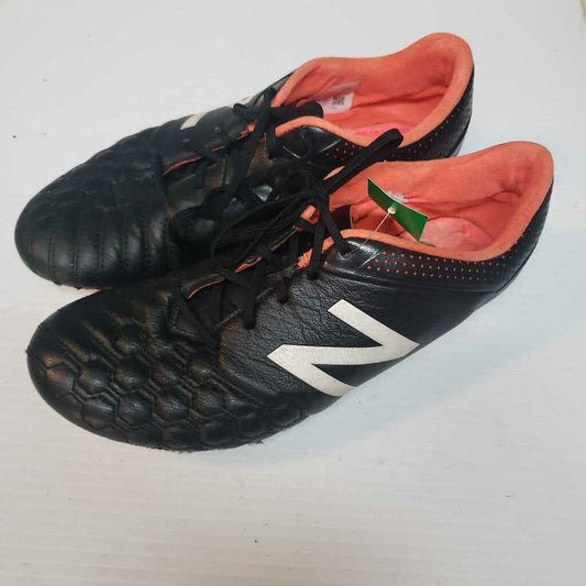 New Balance Soccer Cleats, Size 6.5