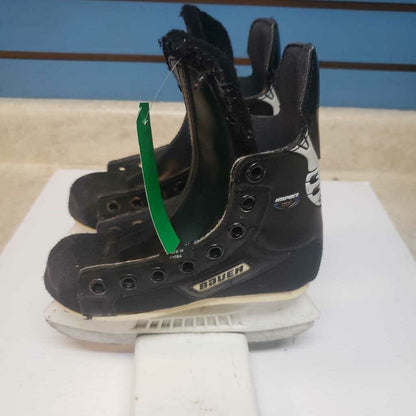 Bauer Impact 100 Hockey Skates, Size Y10