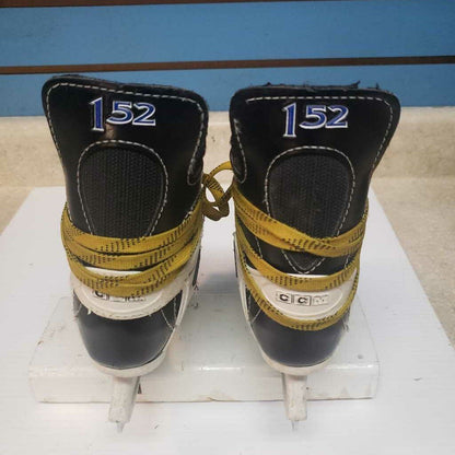 CCM Tacks 152 Hockey Skates, Y11.5