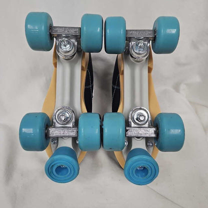 Roller Derby Candi Grl Quad Roller Skates, Size Women's 8
