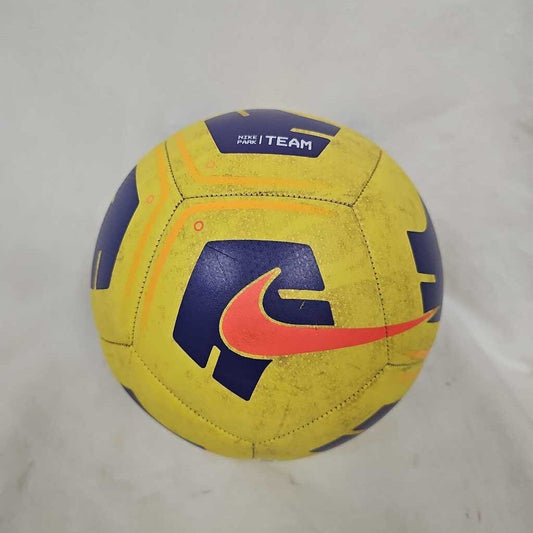 Nike Park Team Soccer Ball, Size 3