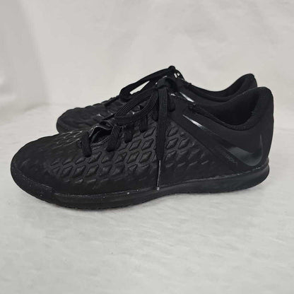 Nike HyperVenom Indoor Soccer Shoes, Size 2
