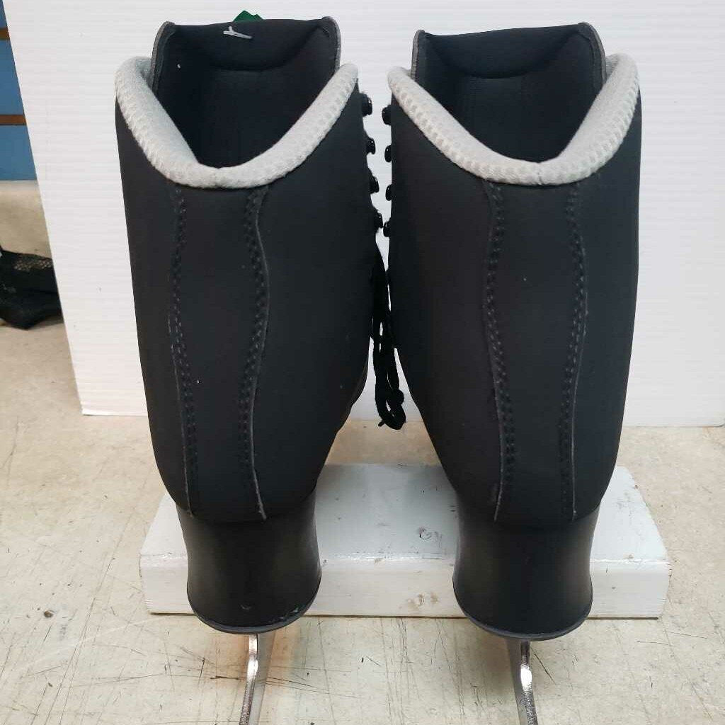 Jackson Freestyle Boy's Figure Skates, Size 5