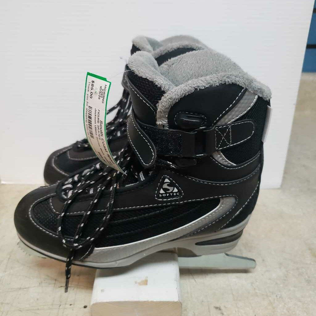 Jackson Ultima Softec Boy's Figure Skates, Size 4