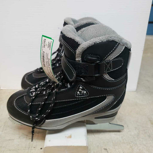 Jackson Ultima Softec Boy's Figure Skates, Size 4