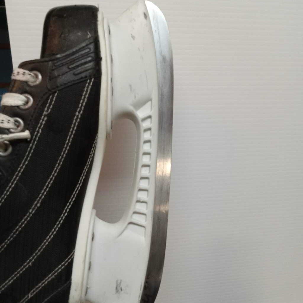 Bauer Supreme Select Hockey Skates, Size 5