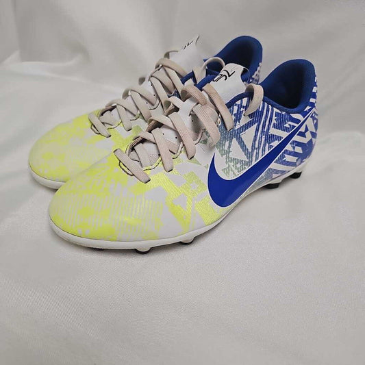 Nike Neymar Jr. x Mercurial Vapor 13 Club Soccer Cleats, Size 4