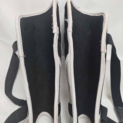 Grays G700 Pro Field Hockey Shin Guards, Size Small