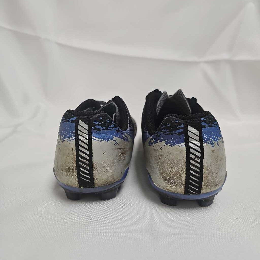 DSG Super Viper Youth Soccer Cleats, Size 1.5