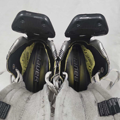 Bauer Supreme M5 Pro Intermediate Hockey Skates, Size 5 Fit 3