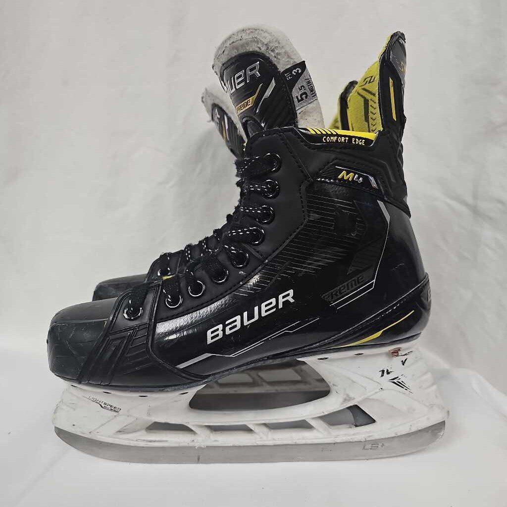 Bauer Supreme M4 Intermediate Hockey Skates, Size 5.5 Fit 3