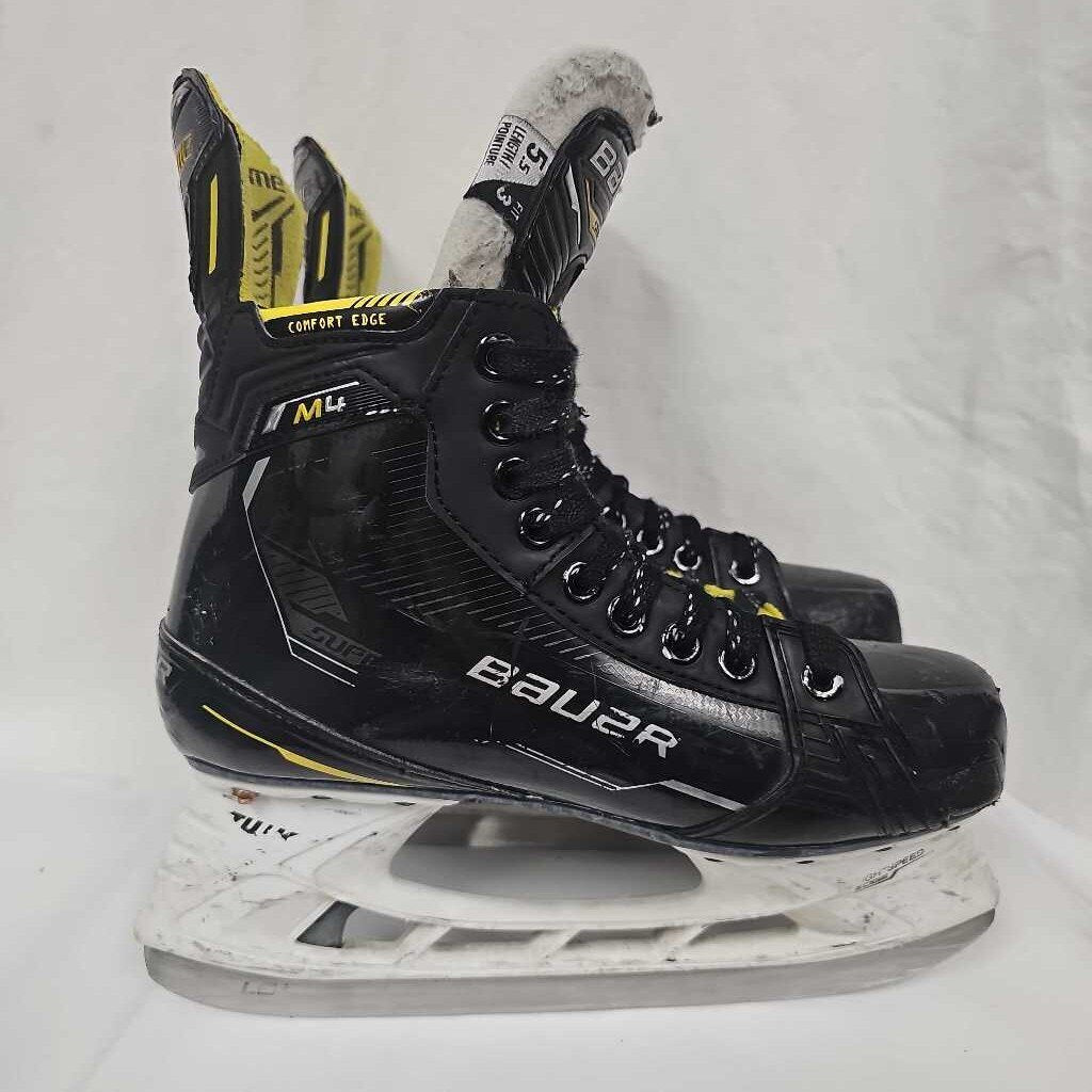 Bauer Supreme M4 Intermediate Hockey Skates, Size 5.5 Fit 3