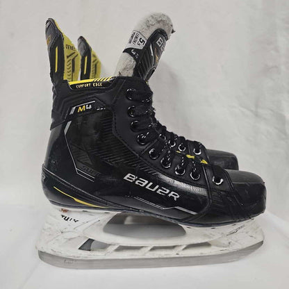Bauer Supreme M4 Intermediate Hockey Skates, Size 5.5 Fit 3