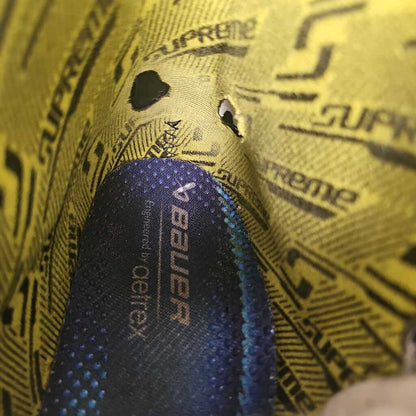 Bauer Supreme M4 Junior Hockey Skates, Size 3.5