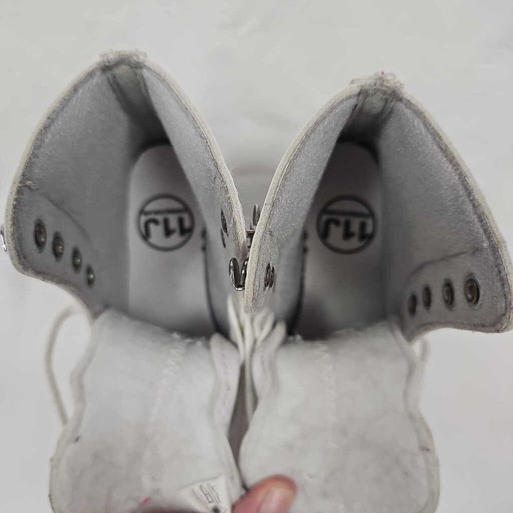 Jackson Finesse 150 Youth Figure Skates, Size Y11