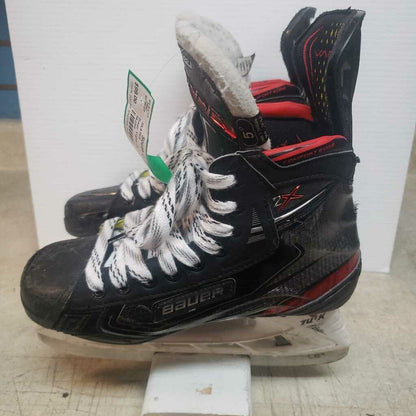 Bauer Vapor 2X Intermediate Hockey Skates, Size 5