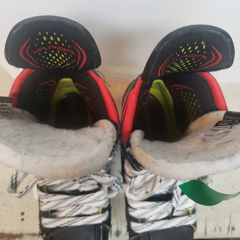 Bauer Vapor 2X Intermediate Hockey Skates, Size 5