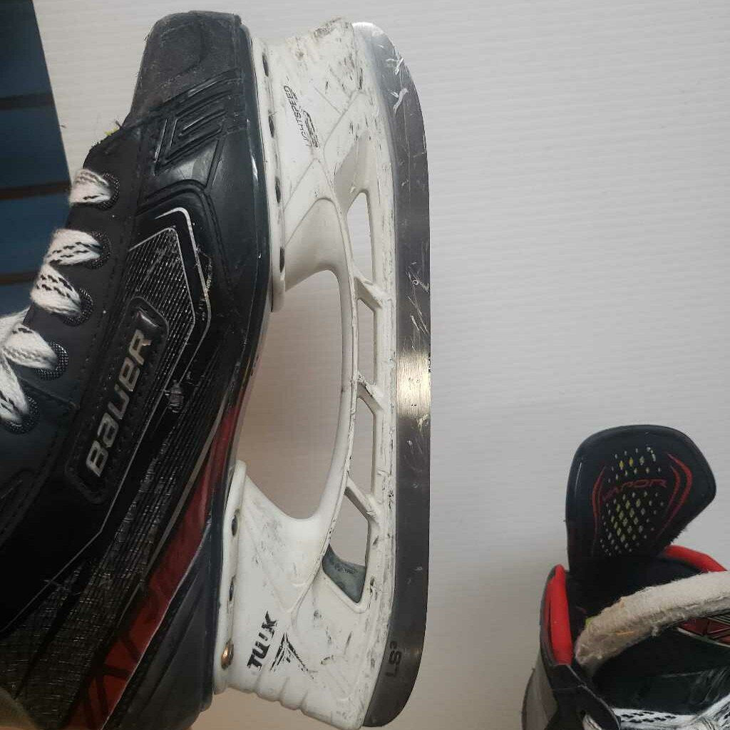 Bauer Vapor 2X Intermediate Hockey Skates, Size 5