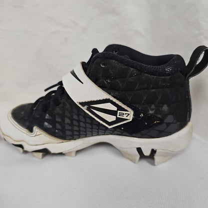 Nike Trout 27 Baseball Softball Cleats, Size Y13