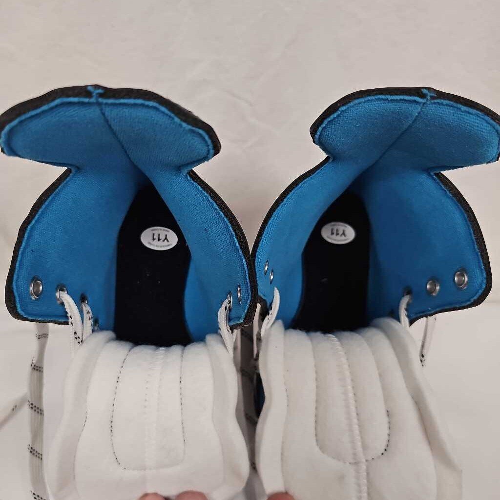 Bauer X-LP Youth Hockey Skates, Size Y11