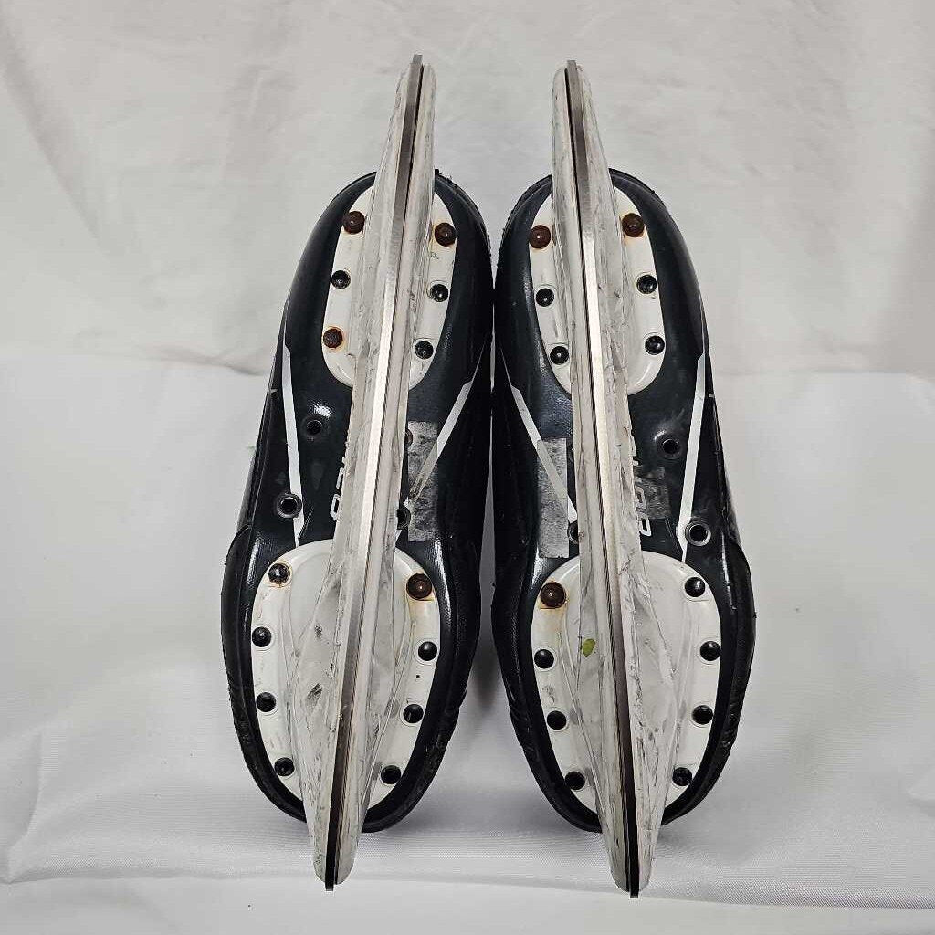 Bauer Supreme Mach Intermediate Hockey Skates, Size 6.5 Fit 2