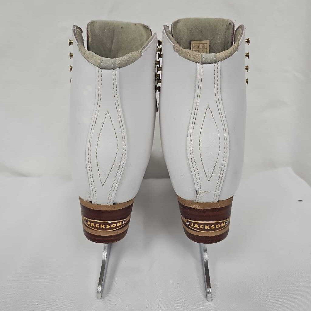 Jackson Competitor Figure Skates, Size 4 C