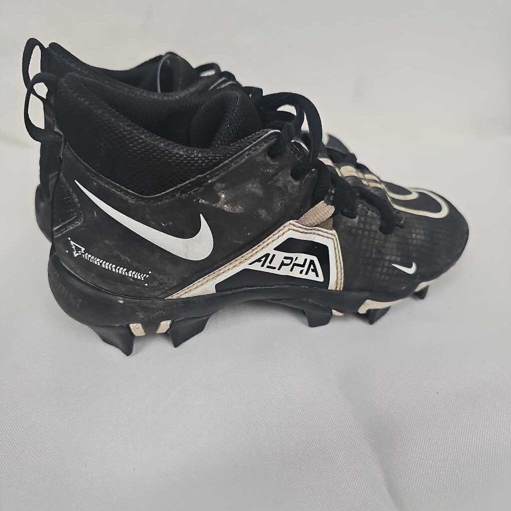 Nike Alpha Youth Football Cleats, Size 1