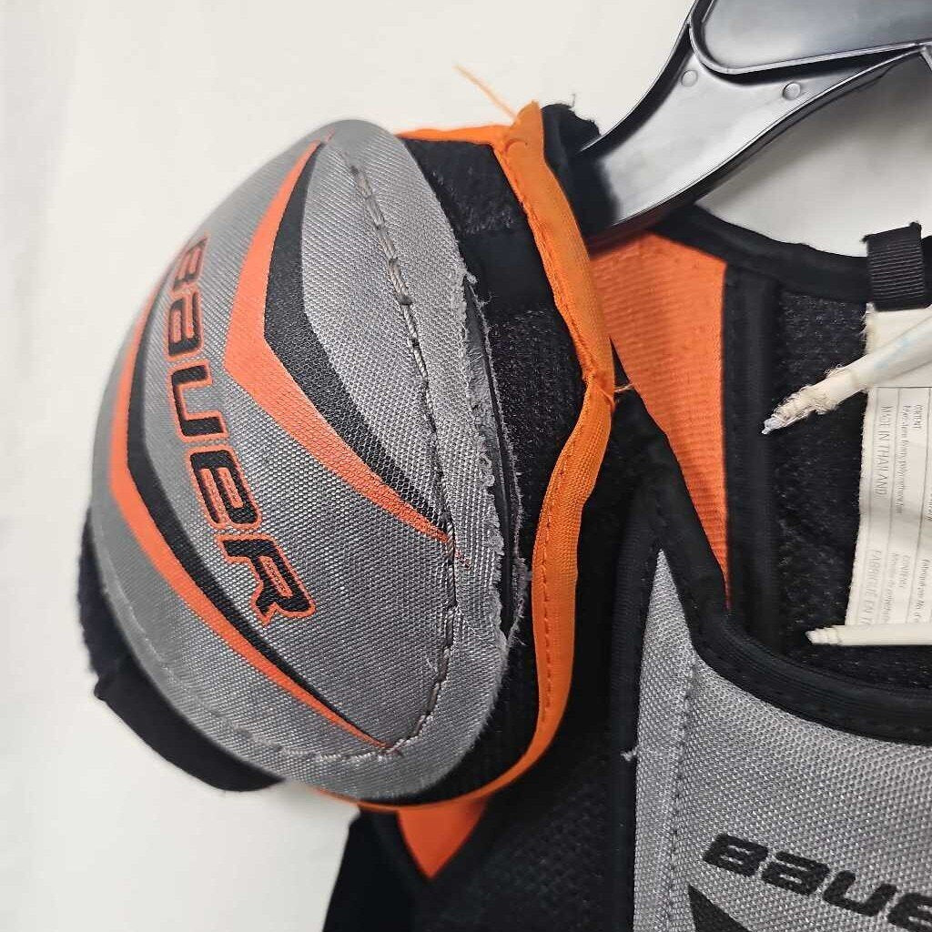 Bauer Supreme One.4 Youth Hockey Shoulder Pads, Size Small