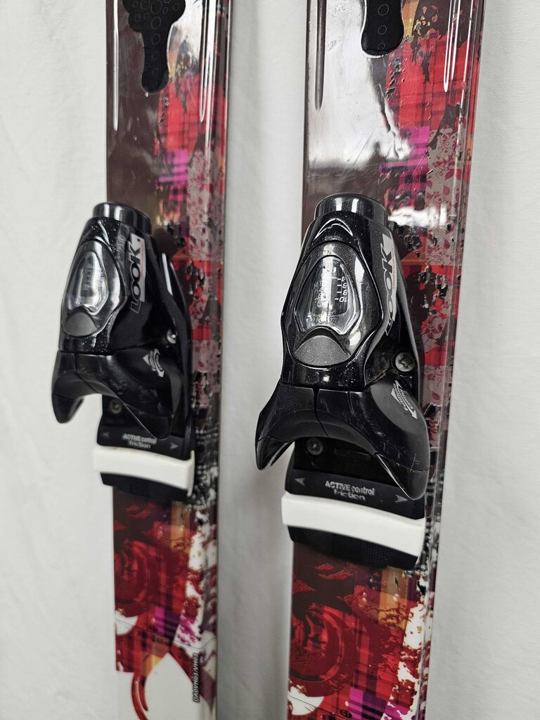 Dynastar Exclusive Intuitiv DNstar Women's ski's with Look Bindings, 148cm