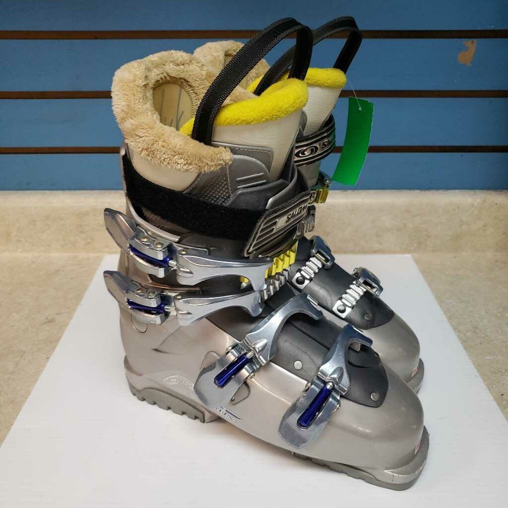 Salomon Irony 6 Ski Boots, Mondopoint 25.5