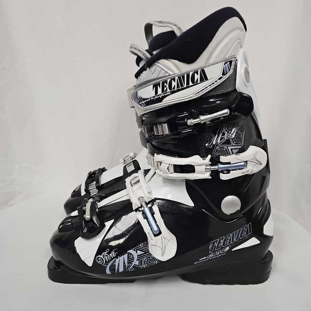 Tecnica Viva Mega 4 ComfortFit Ski Boots