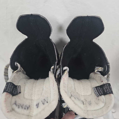 Bauer Supreme Youth Hockey Skates, Size Y13