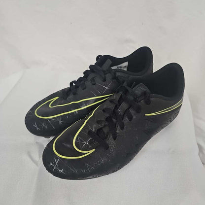 Nike Tiempo Soccer Cleats, 4.5