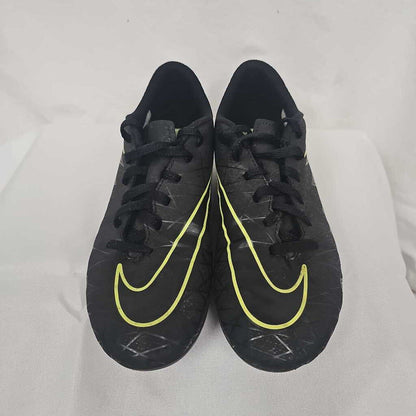 Nike Tiempo Soccer Cleats, 4.5