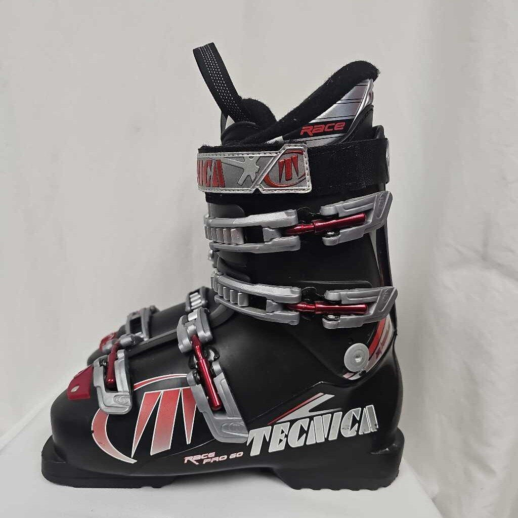 Tecnica Diable Race Pro 60 Ski Boots, Size 23.5