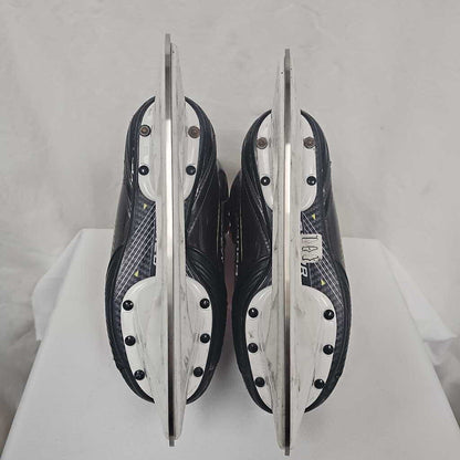 Bauer Supreme M40 Junior Hockey Skates, Size 3