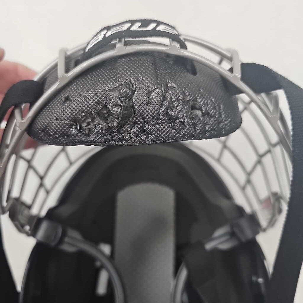 Bauer 2100 Hockey Helmet Combo - Size Small