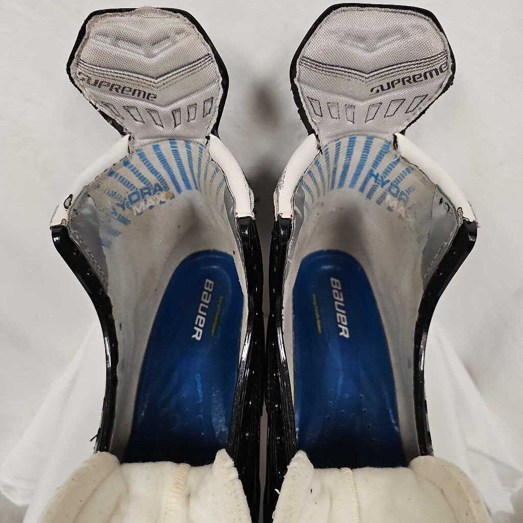 Bauer Supreme TotalOne MX3 Senior Hockey SKates, Size 8.5