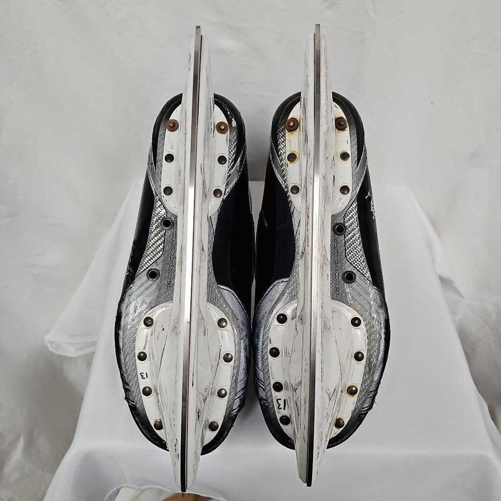 Bauer Supreme TotalOne MX3 Senior Hockey SKates, Size 8.5