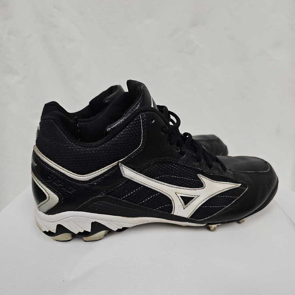Mizuno Franchise Softball Cleats, Size 10.5
