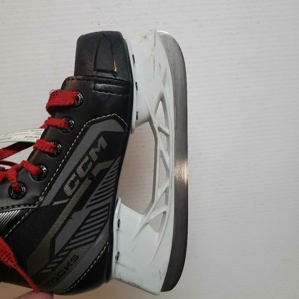 CCM Tacks AS 550 Hockey Skates - Y13