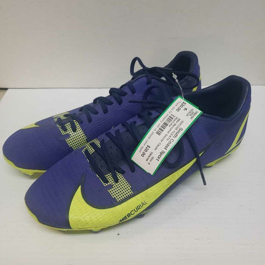 Nike Mercurial Soccer Cleats - Size 8