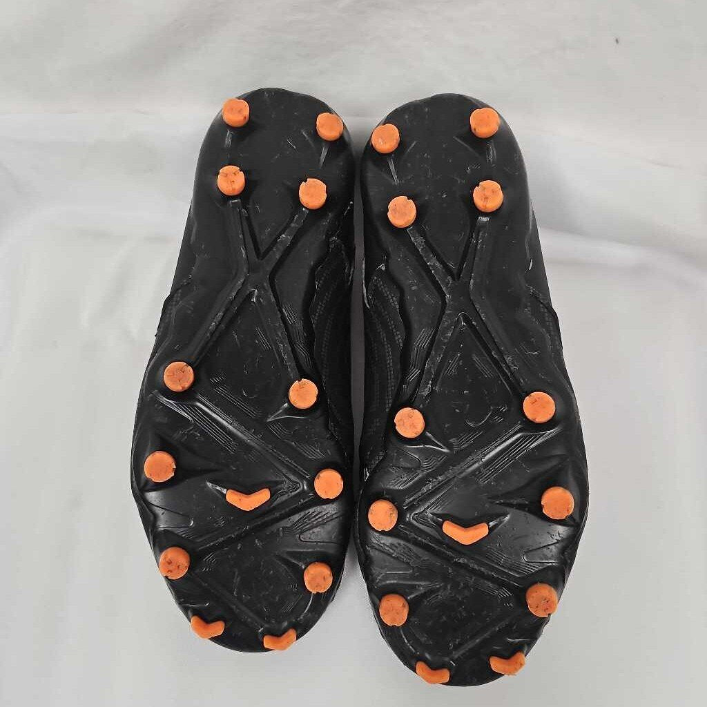 Nike Phantom GX Kids Soccer Cleats, Size 3