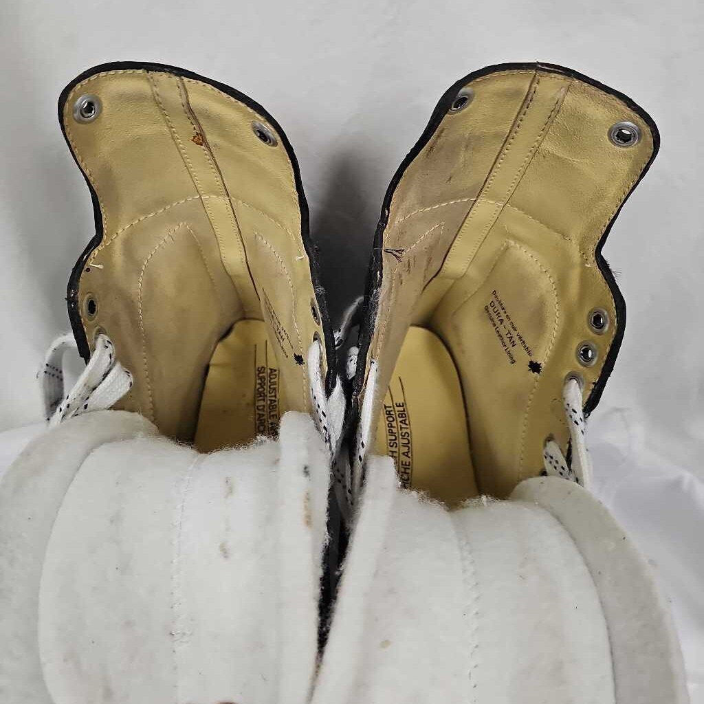 CCM Tacks 650 Roller Hockey Skates, Size 7 or 7.5