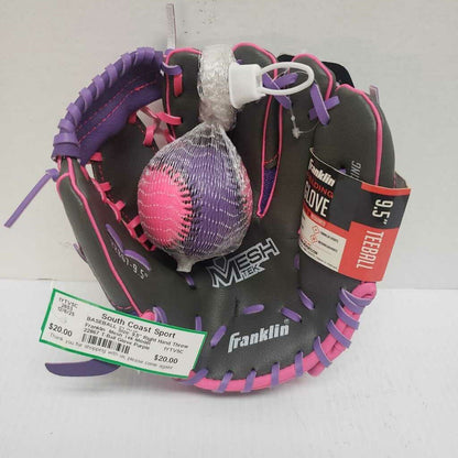 Franklin Mesh Tek Model 22867 T-Ball Glove RH Throw 9.5" Includes Ball