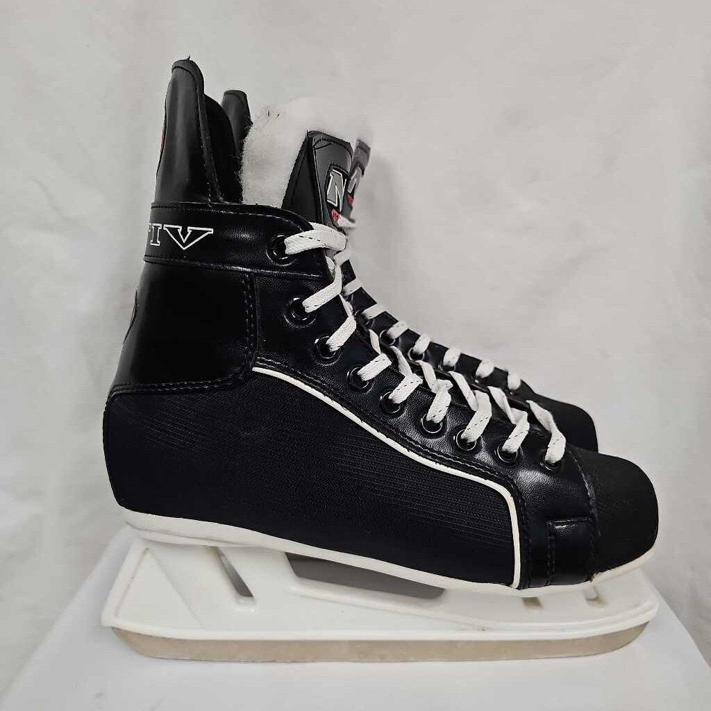 Motiv T50 Series Senior Hockey Skates - Size 8