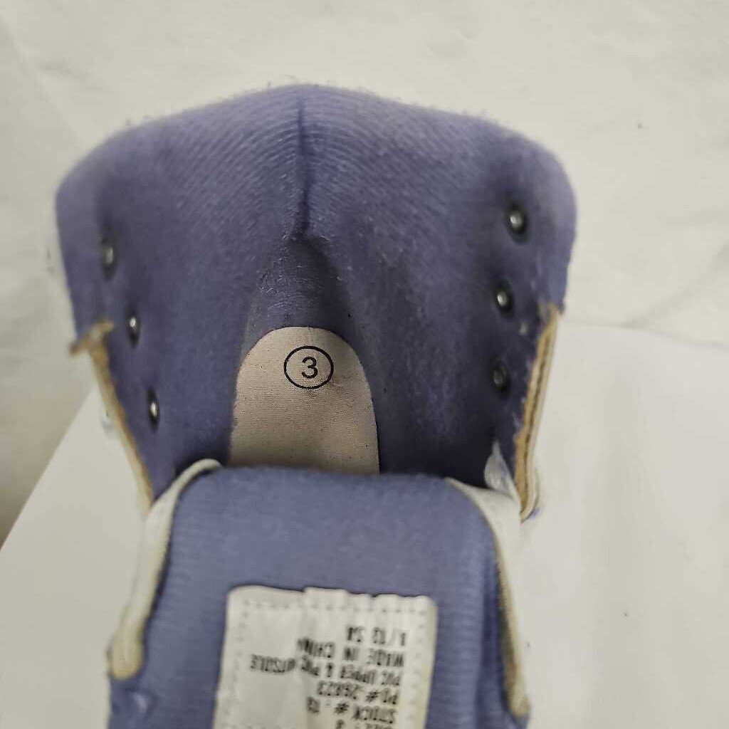 Riedell 13 Sparkle Girls Figure Skates, Size 3