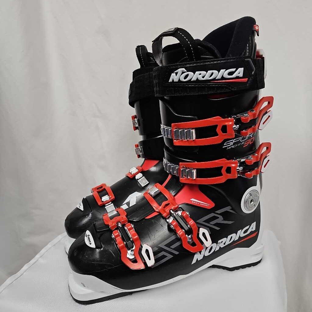Nordica SportMachine 90 Ski Boots, Size 26.5