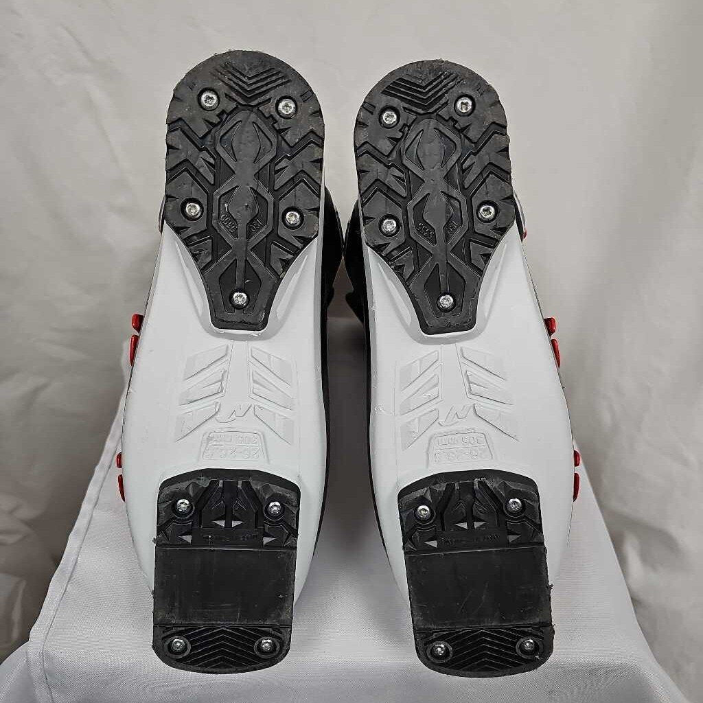Nordica SportMachine 90 Ski Boots, Size 26.5